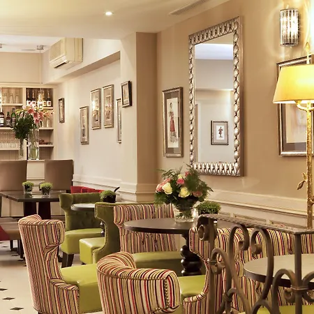 Hotel Des Comedies-2