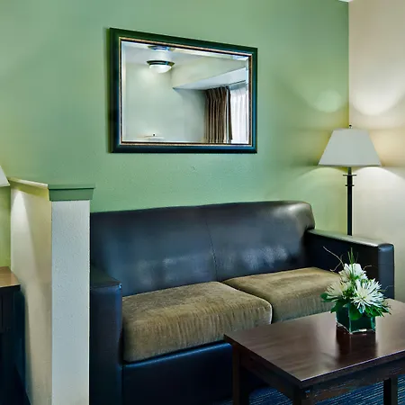 Oxford Suites Hermiston-3