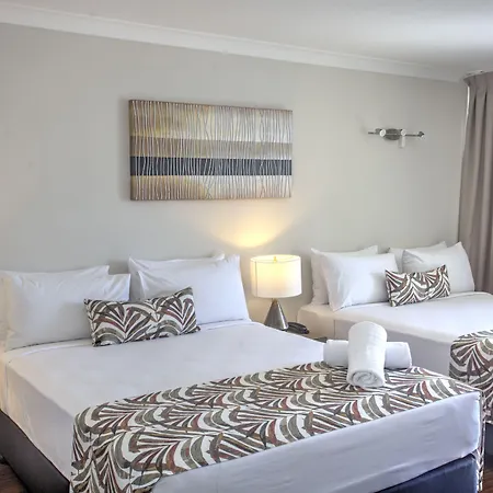 Cairns Plaza Hotel-2