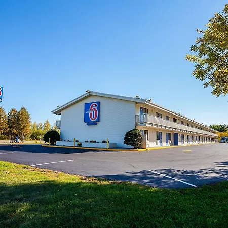 Americas Best Value Inn Bangor-3