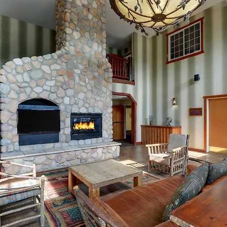 Stoney Creek Hotel Peoria-2