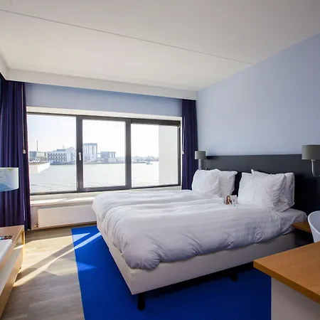 Delta Hotel-3
