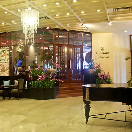 Grand Oriental Hotel-2