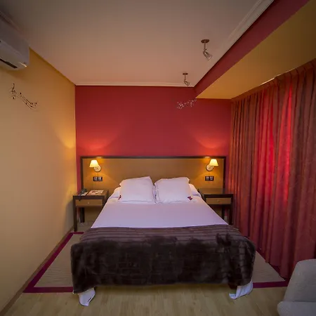 Aparthotel Arenteiro-3