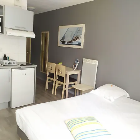 Lagrange Apart'Hotel L'Escale Marine-3