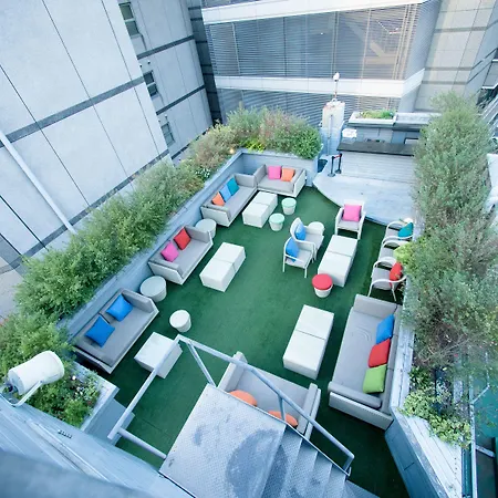 Rock Star Hotel-3