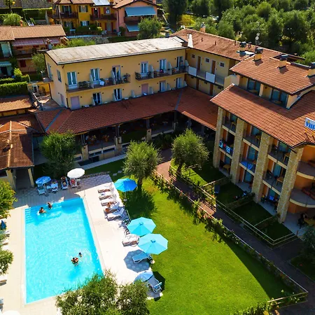 Hotel Villa Isabella-3