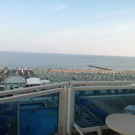 Hotel Heron-3
