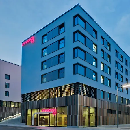 Moxy Munich Ostbahnhof-2