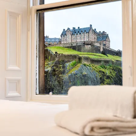 Easyhotel Edinburgh-2