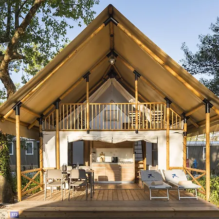 Falkensteiner Premium Mobile Homes And Camping Zadar-2