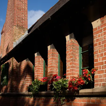 Schoolhouse Hotel-3