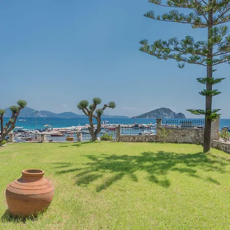 Eptanisos Beachfront Suites Zante-3