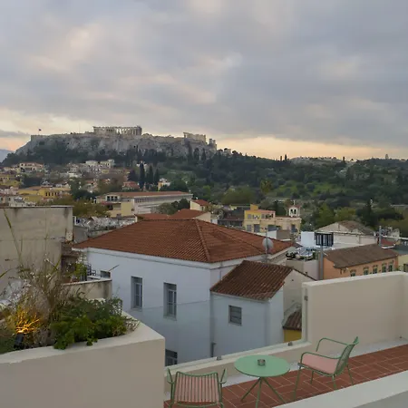 L'Avventura Athens-2
