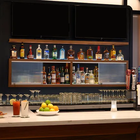 Courtyard By Marriott Charlotte Waverly-2