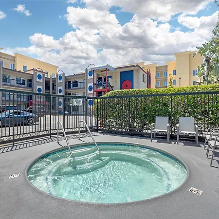 Best Western Courtesy Hotel - Anaheim Resort Amusement Park-2