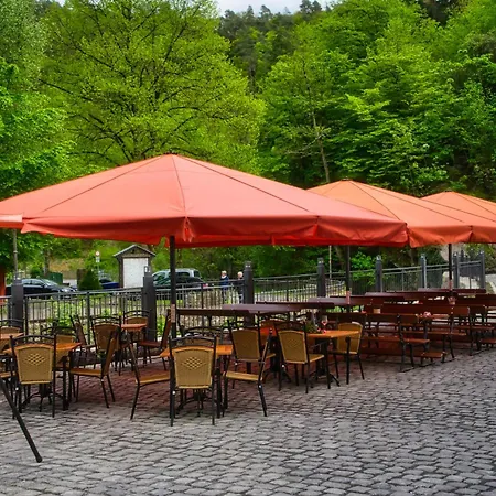 Landgasthof zur Burg Grenzau-3