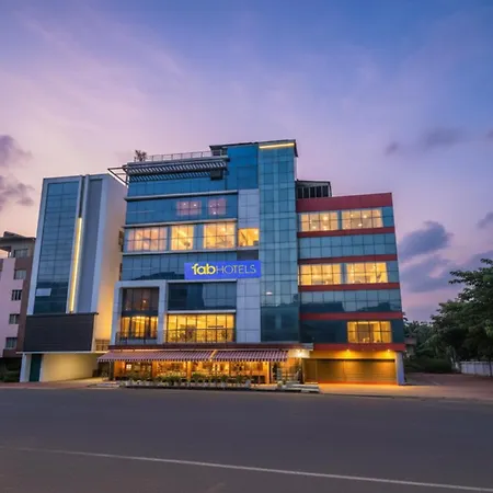 Fabhotel Deep-2