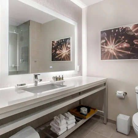 Cambria Hotel Philadelphia Downtown - Center City-3