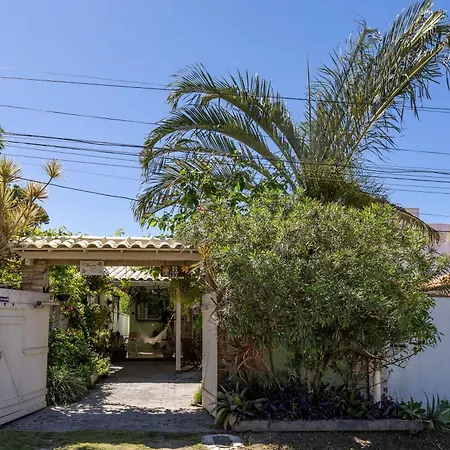 Boechat Loft 300m da Praia 3 Quartos Piscina Privativa Churrasqueira Jardim Wi-Fi 252 mpbs e Cozinha Completa - Indicado para Casais-2
