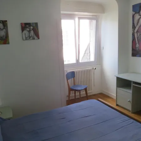 Ti Post, 8 chambres, 3 salles d'eau, plus de 16 couchages, 250 m2-2