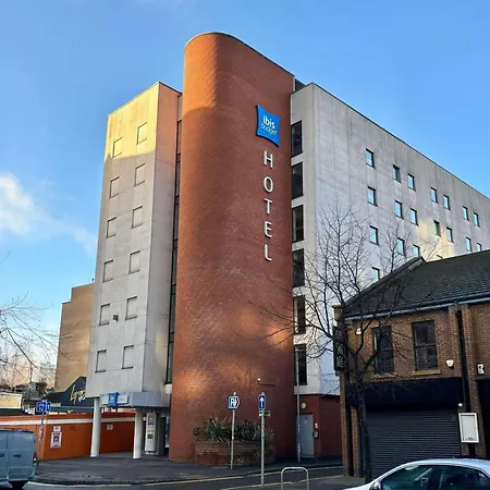 Ibis Budget Belfast City Centre-2