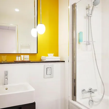 B&B Hotel Paris 17 Batignolles-3