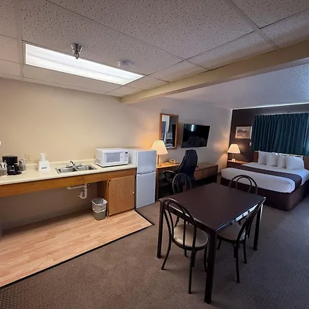 Americas Best Value Inn Torrington-3