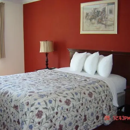 Tonopah Station Hotel And Casino-3