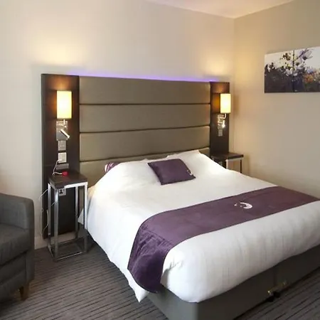 Premier Inn Elgin-3