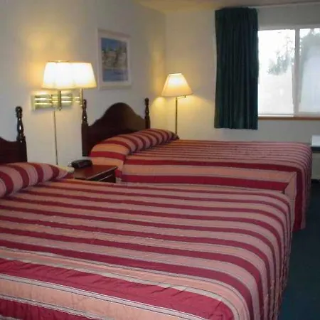 Econo Lodge-2
