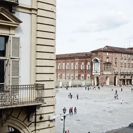 Piazza Castello Suite-3
