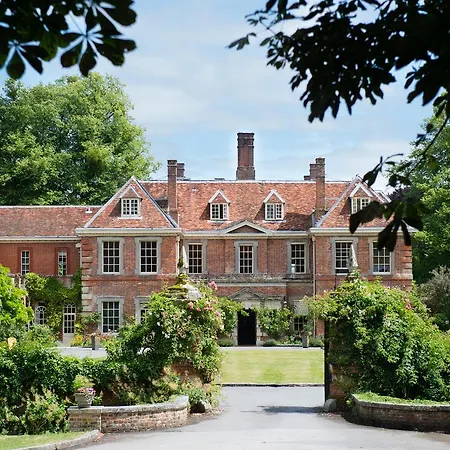 Lainston House-3