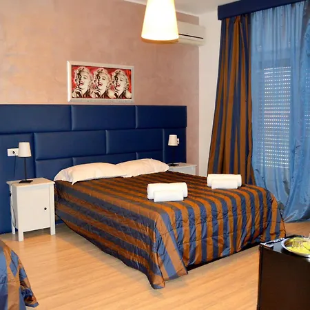 Check-Inn Rooms-3