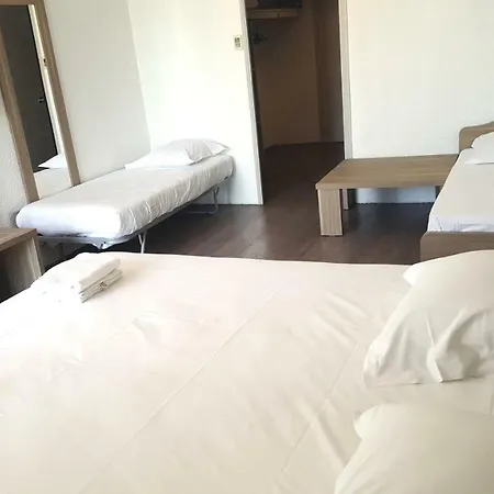 Yes Hotel-3