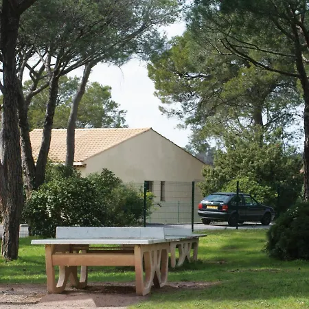 Lagrange Vacances Le Domaine des Grands Pins-2