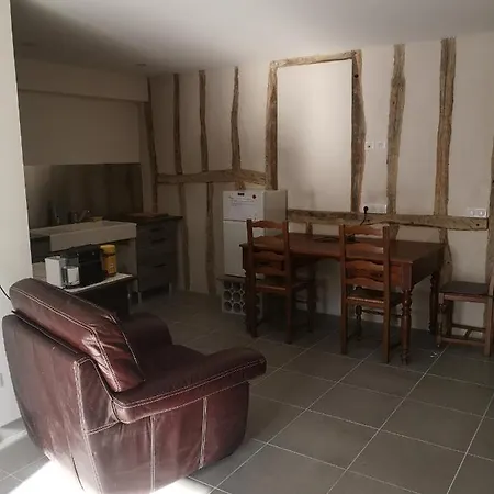 La Petite Ecole-2
