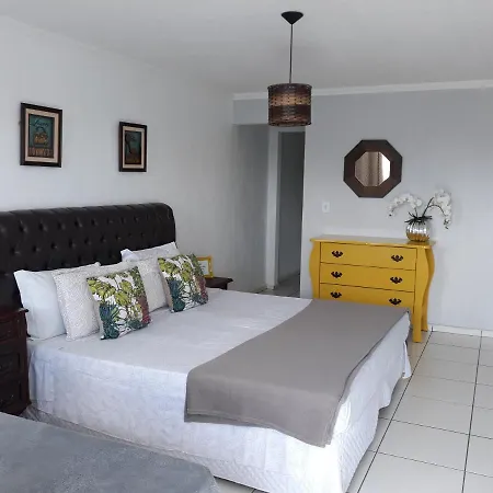 Pousada Cris Garden Bed&Breakfast-3
