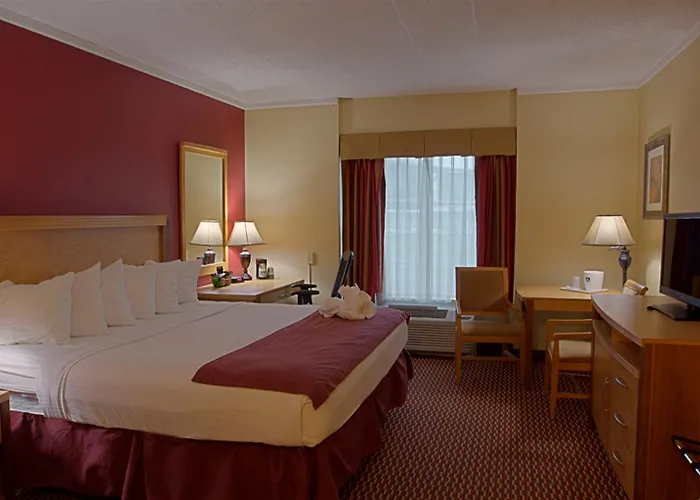 Surestay Plus Hotel By Best Western Syracuse Airport