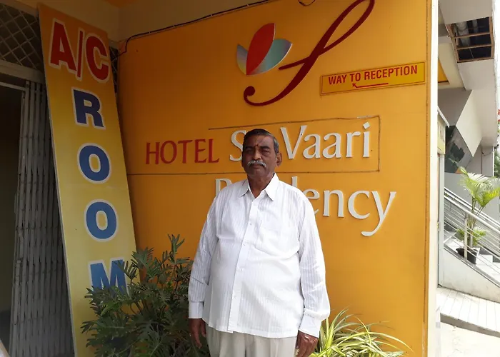 Hotel Sri Vaari Residency