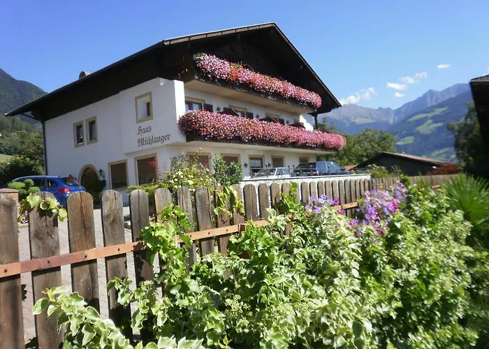 Hotel Garni Mühlanger Dorf Tirol