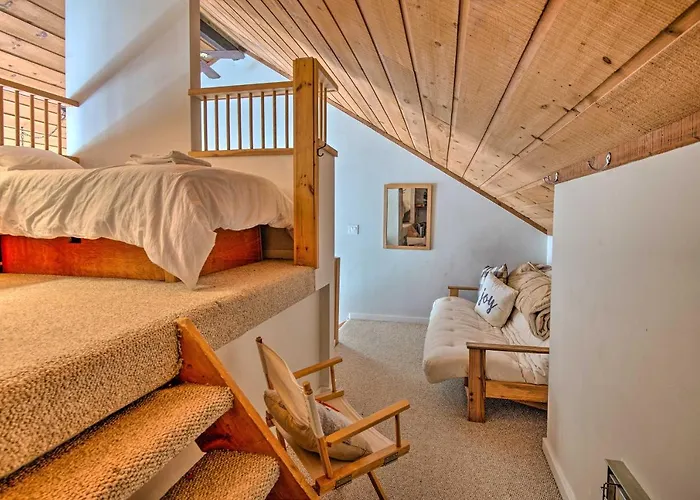 Lincoln Condo W/ Amenities + Shuttle To Loon!