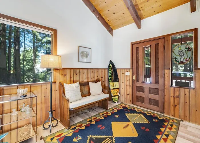 Family Getaway - Hot Tub Fire Pit & Dog Friendly