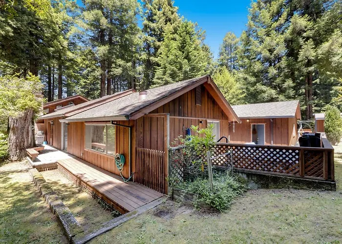 Family Getaway - Hot Tub Fire Pit & Dog Friendly