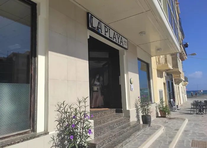 La Playa Hotel
