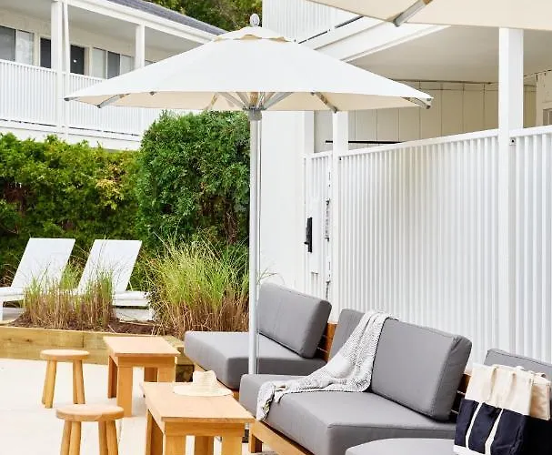 Parker Beach Lodge