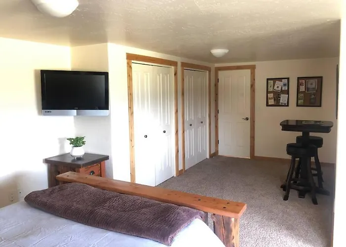 Stunning Views, Prime Location