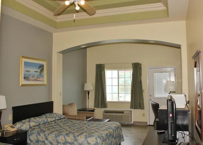 Casa Bella Hotel And Suites