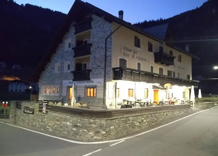 Fior Di Roccia - Valmalenco - Hotel & Mountain Restaurant Lanzada