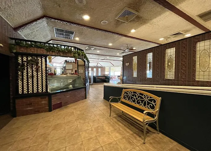 Presque Isle Hotel